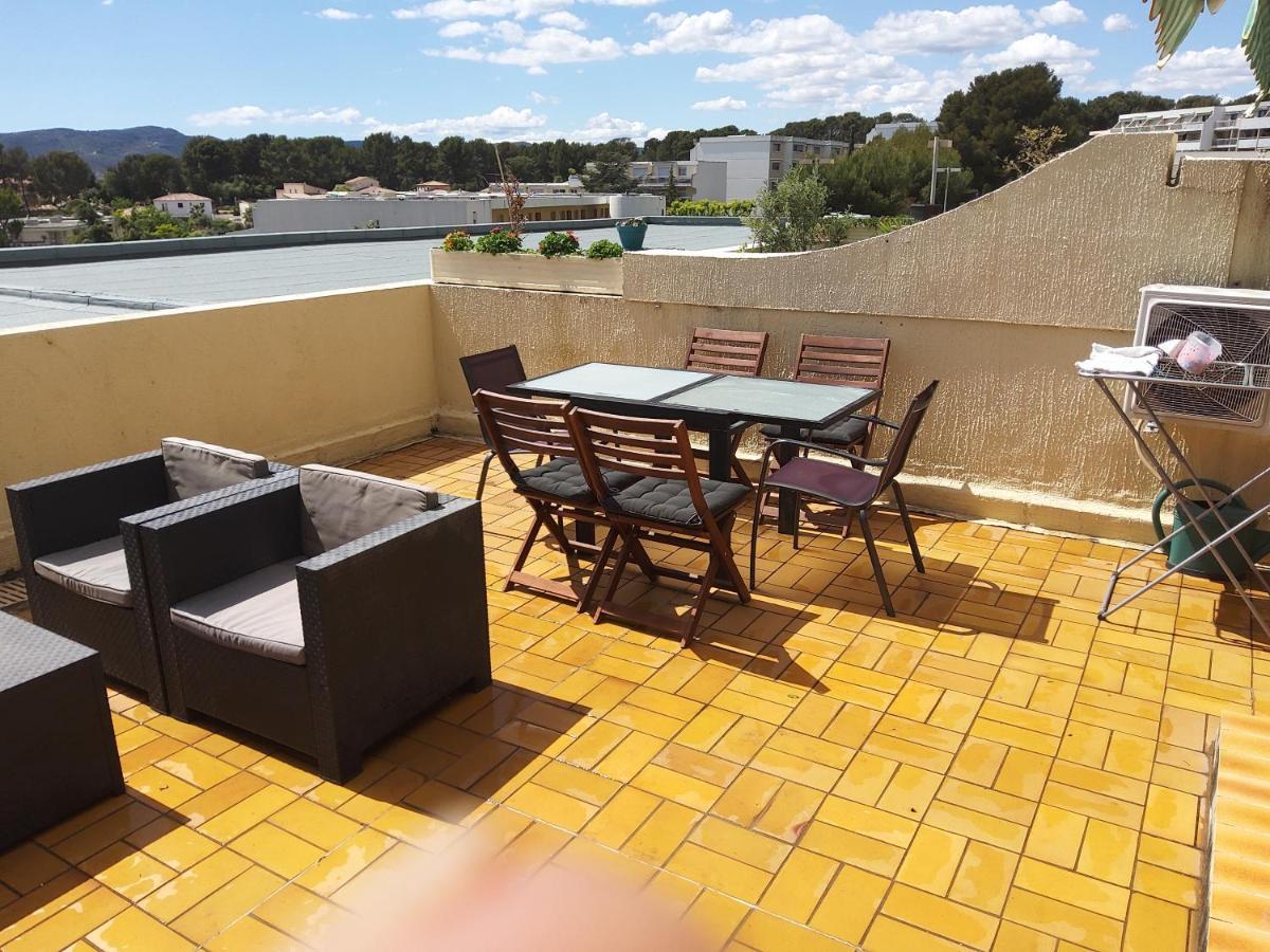 Grand T2 Vue Mer Apartment La Ciotat Luaran gambar
